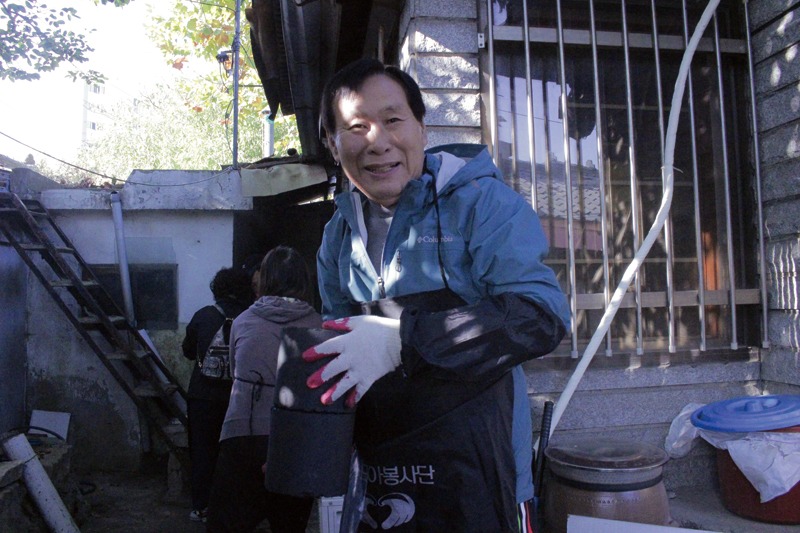 2017 사랑의 연탄나눔10번.jpg