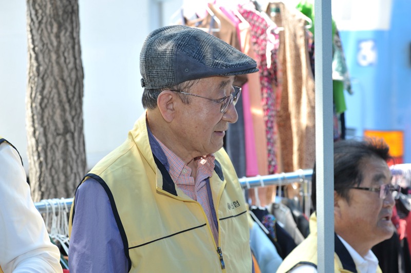 15불우이웃돕기06.jpg
